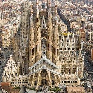 Sagrada-familia_9_1200x480